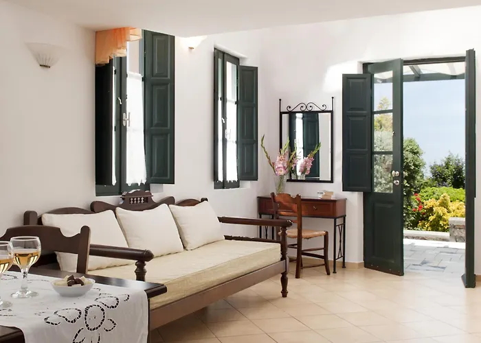 안토나스 아파트먼트 4*