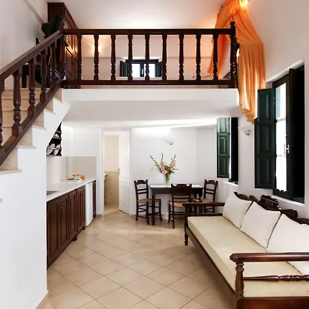Anthonas Hotel apartamentowy 4*