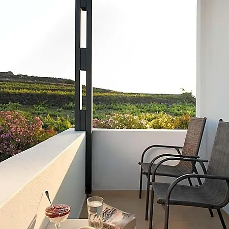 Anthonas Aparthotel 4*