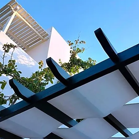 Anthonas Aparthotel 4*