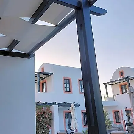 Anthonas Aparthotel Imerovigli (Santorini)