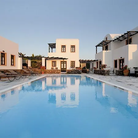 Anthonas Apartments Imerovigli (Santorini)