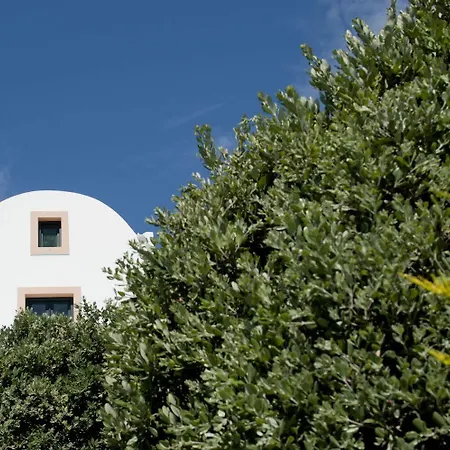 Anthonas Apartments