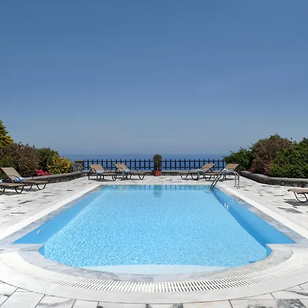 Anthonas Imerovigli (Santorini)