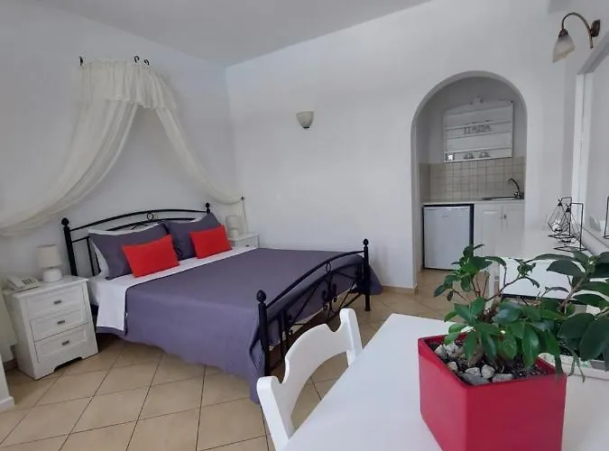 Anthonas Apart-hotel