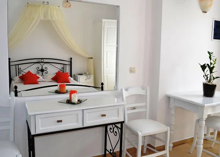 Anthonas 4* Imerovigli (Santorini)